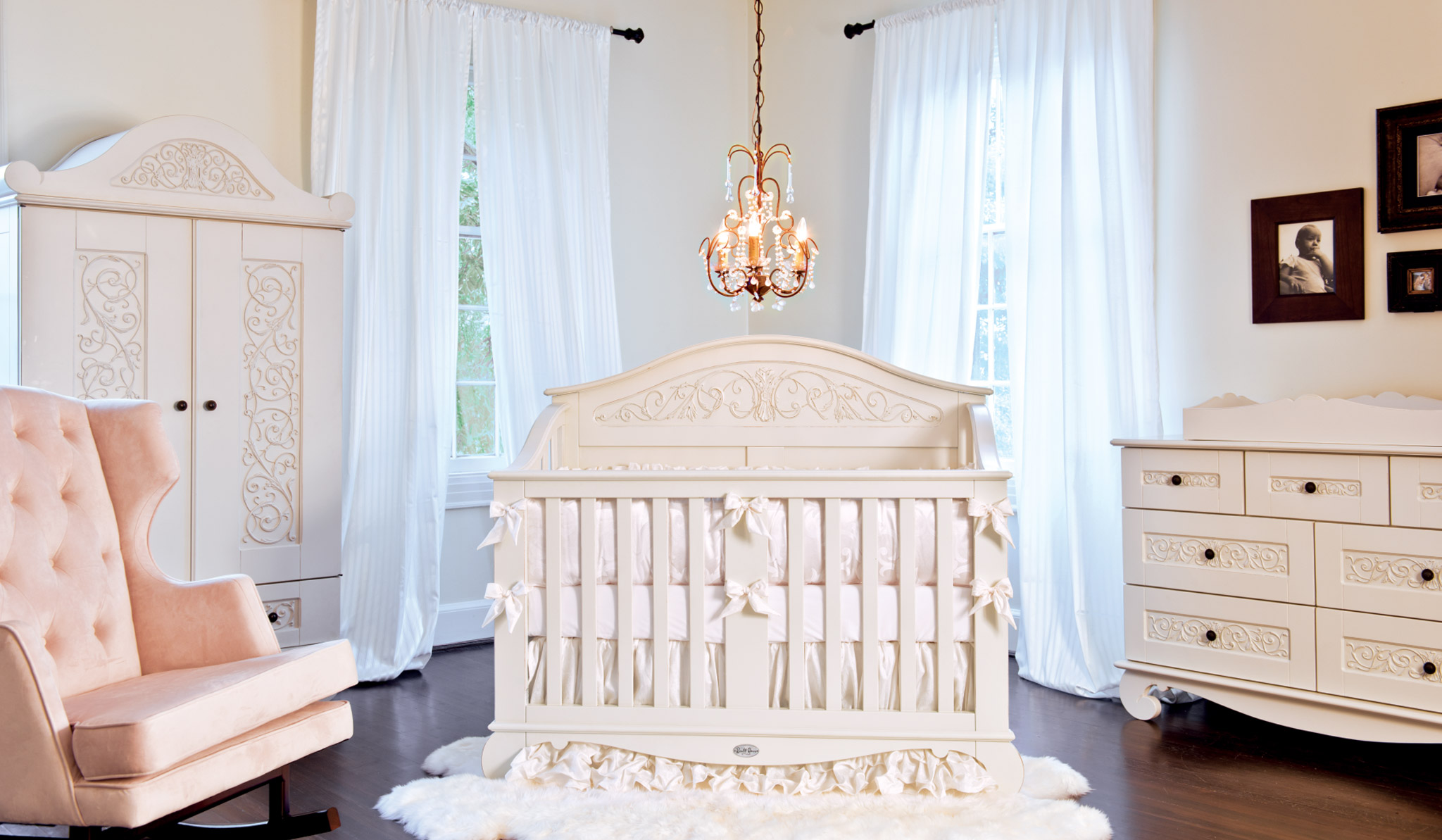 Bratt Decor Lifetime White