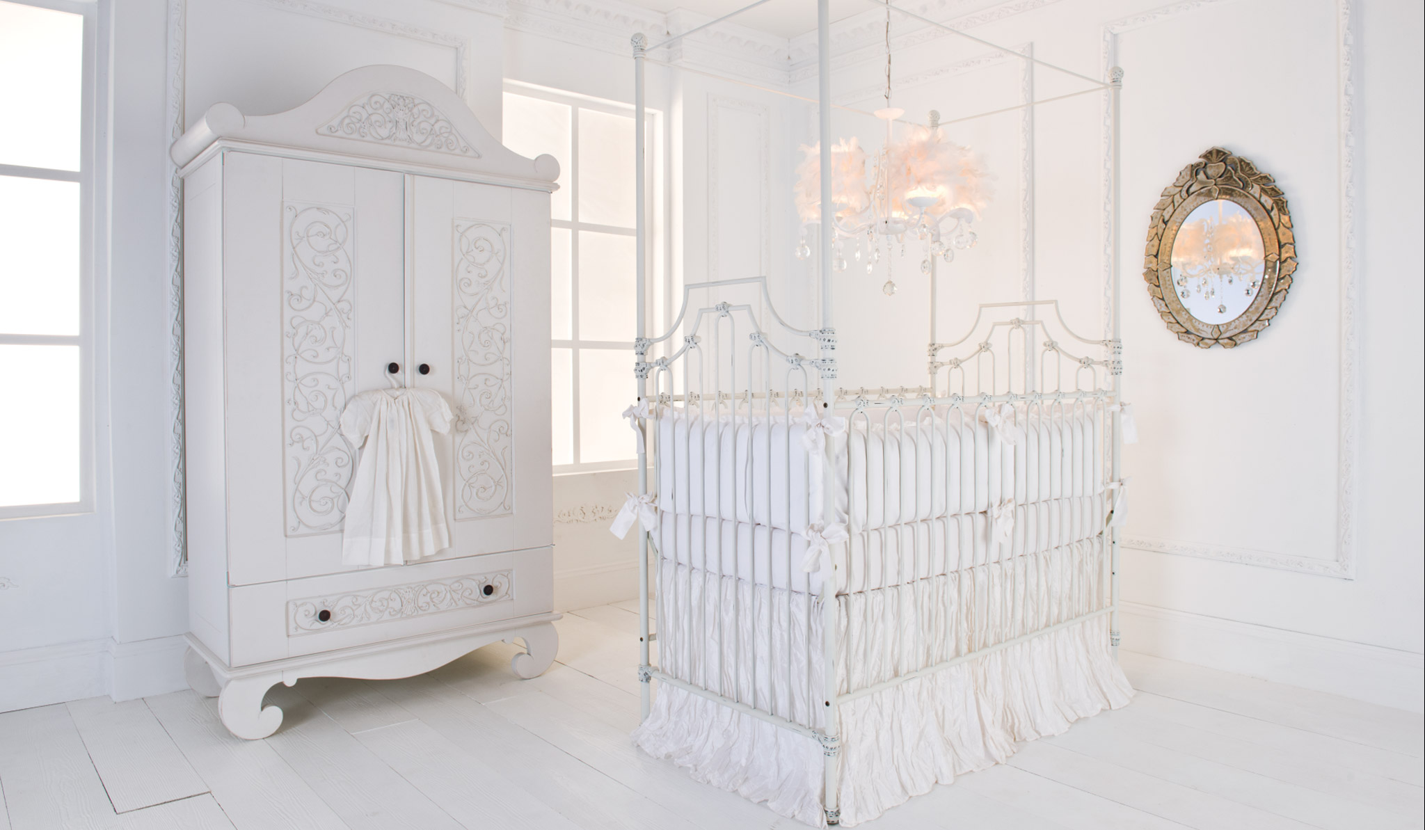 Bratt Decor Parisian White
